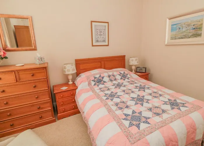 Sandsend Sunset View