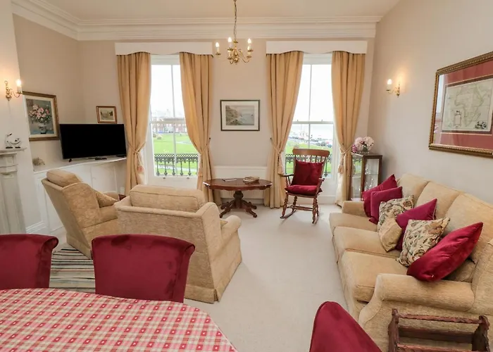 Sandsend Sunset View * Whitby