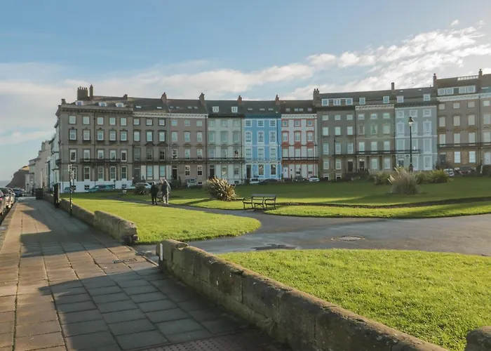 Sandsend Sunset View *